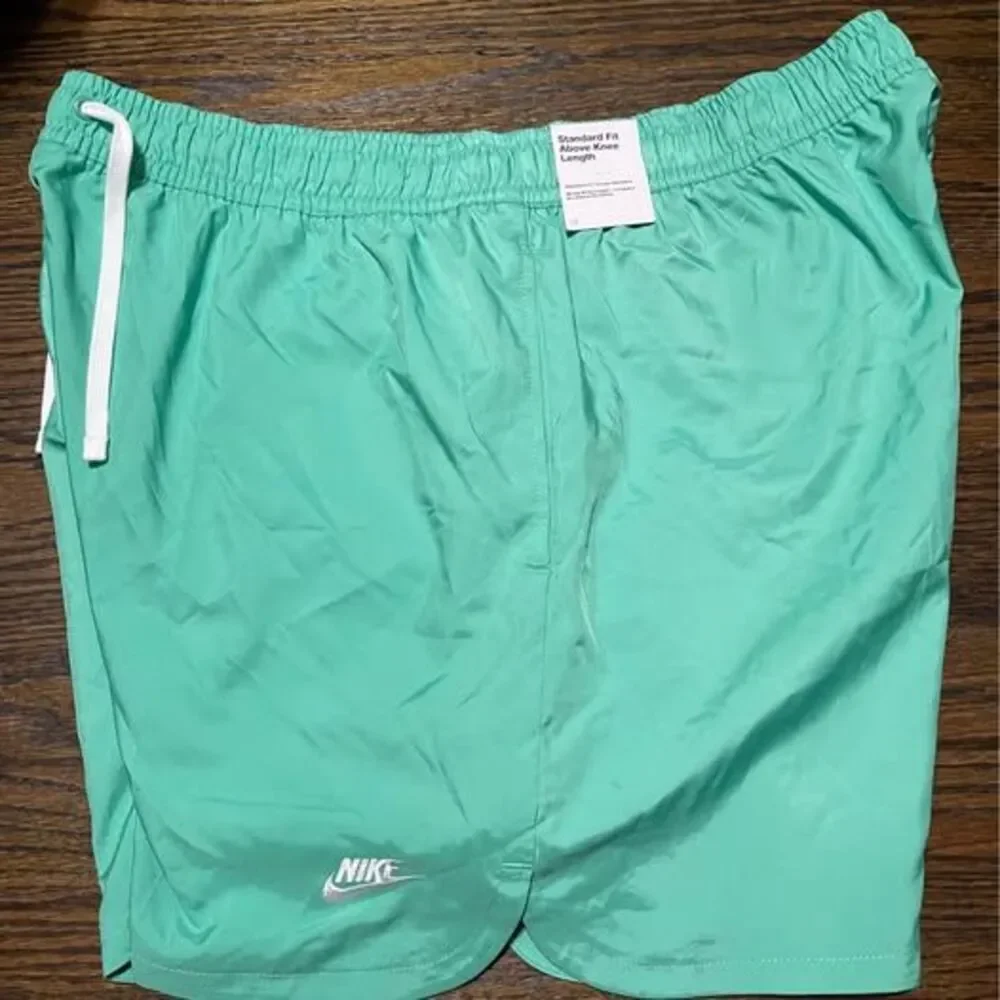 NEW XL Men’s Nike Swim Shorts Light Green